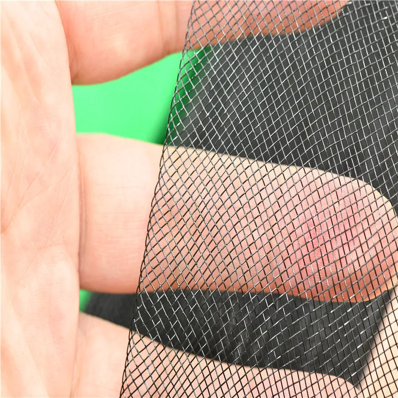Twarda, sztywna taśma z siatki – Skirts recenzja i cena